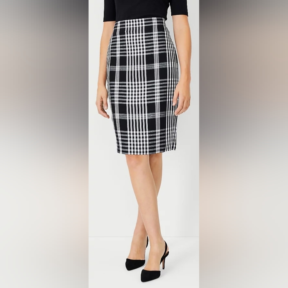 Ann Taylor Plaid Pencil Skirt Size 4